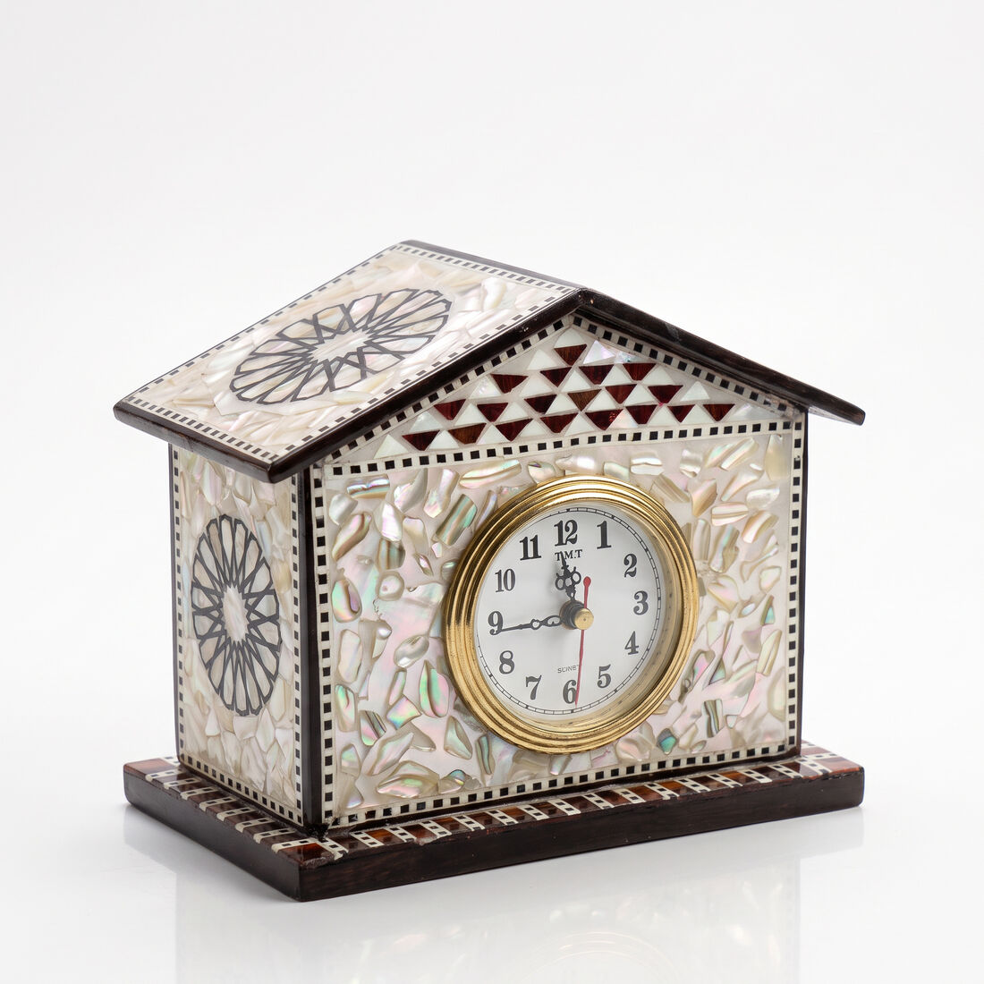 Beit Desk Clock