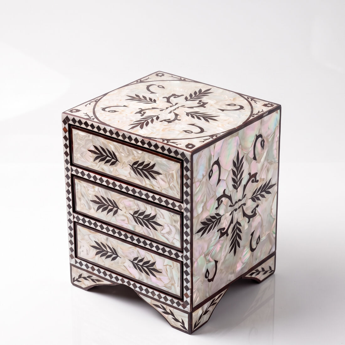 Pearl Cabinet — Fern